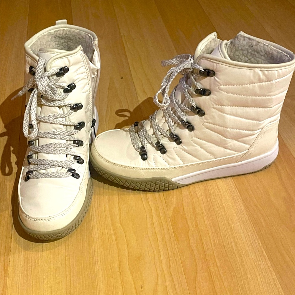 Womens Khombu winter boots